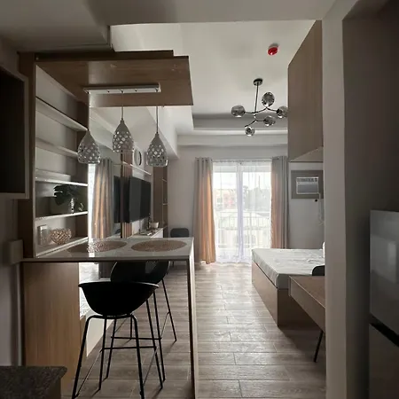 Amani 311 Suites - Double Bed With Single Pull Out Bed